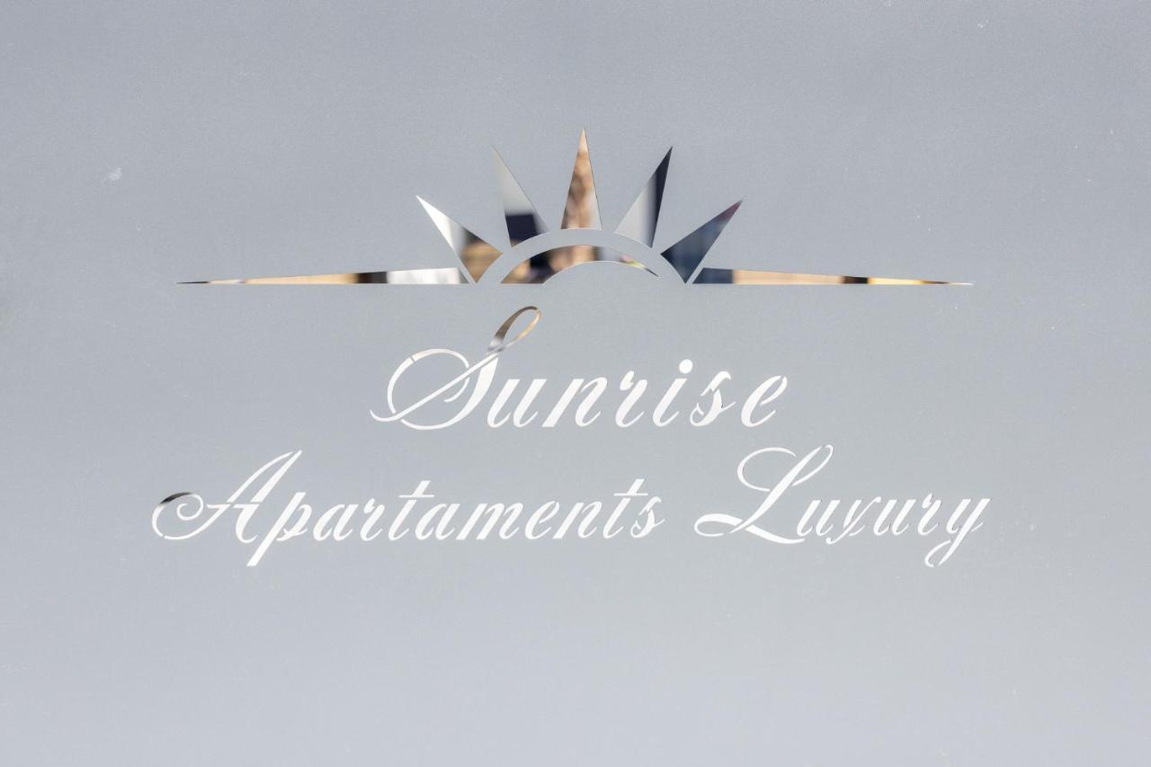 Sunrise Apartaments Luxury Рови Екстериор снимка