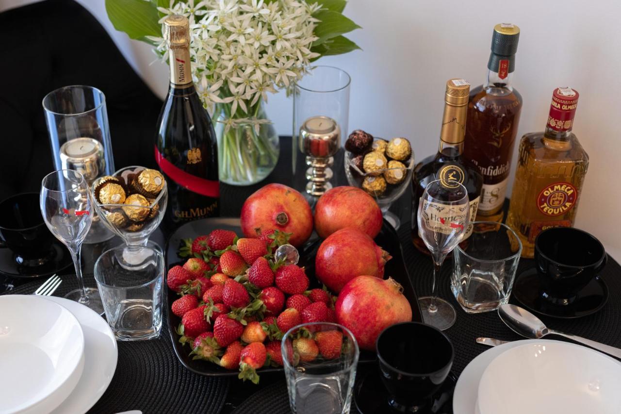 Sunrise Apartaments Luxury Рови Екстериор снимка