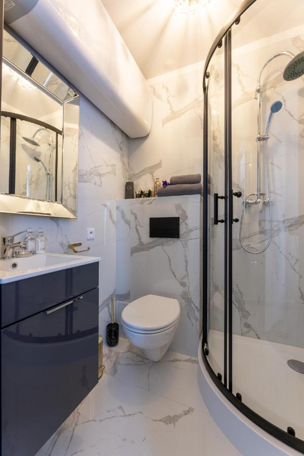 Sunrise Apartaments Luxury Рови Екстериор снимка